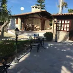 De Michanna Villa Anarita